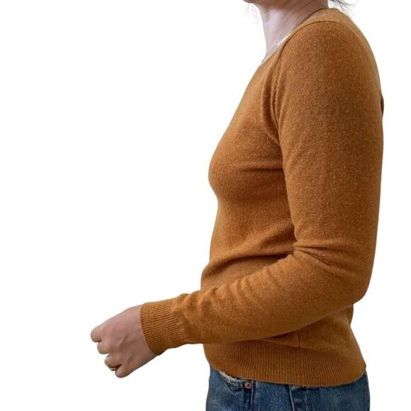 Tahari Womens Mustard Yellow 2-ply 100% Cashmere V Neck Sweater Sz M - Picture 4 of 6